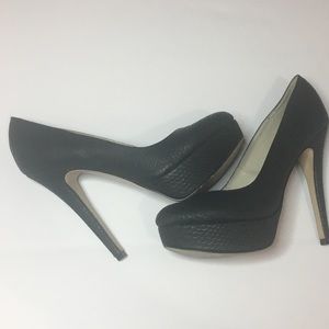 Aldo Black Snake Skin Pump 6.5